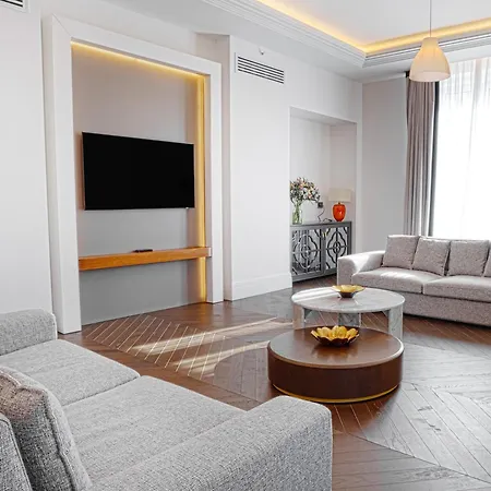 מלון Balkan Palace 5*