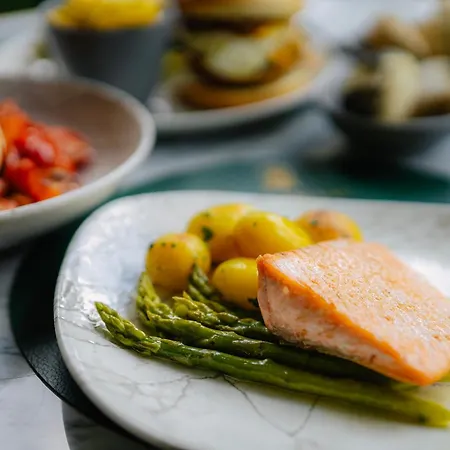 Balkan Palace מלון סופיה