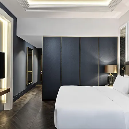 מלון Balkan Palace 5*